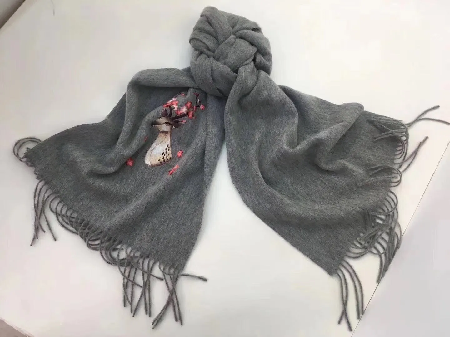 161218 Hand double embroideried Su Embroidery cashmere pashm scarf 1piece