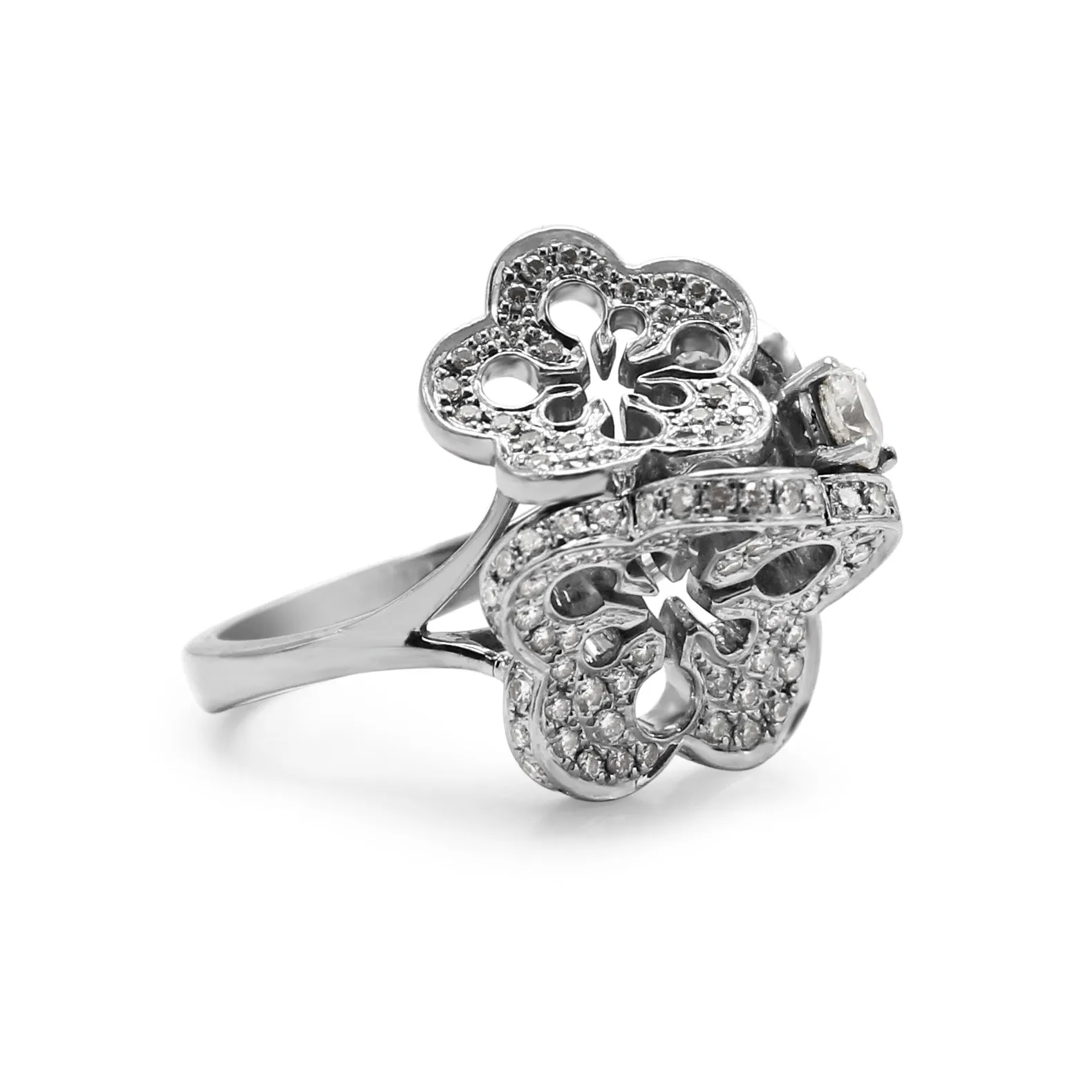 Boodles 18ct Signature Blossom Ring