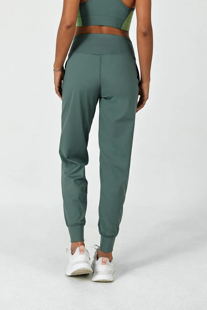 FlexEase™ High-Waist Jogger