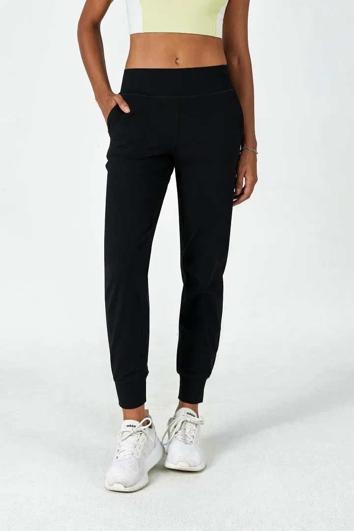 FlexEase™ High-Waist Jogger