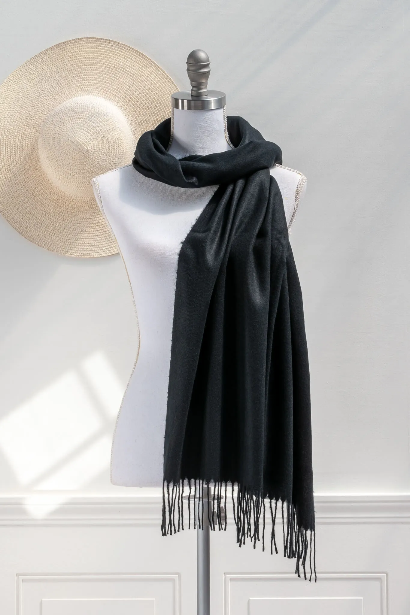 Lillian Winter Scarf - Black