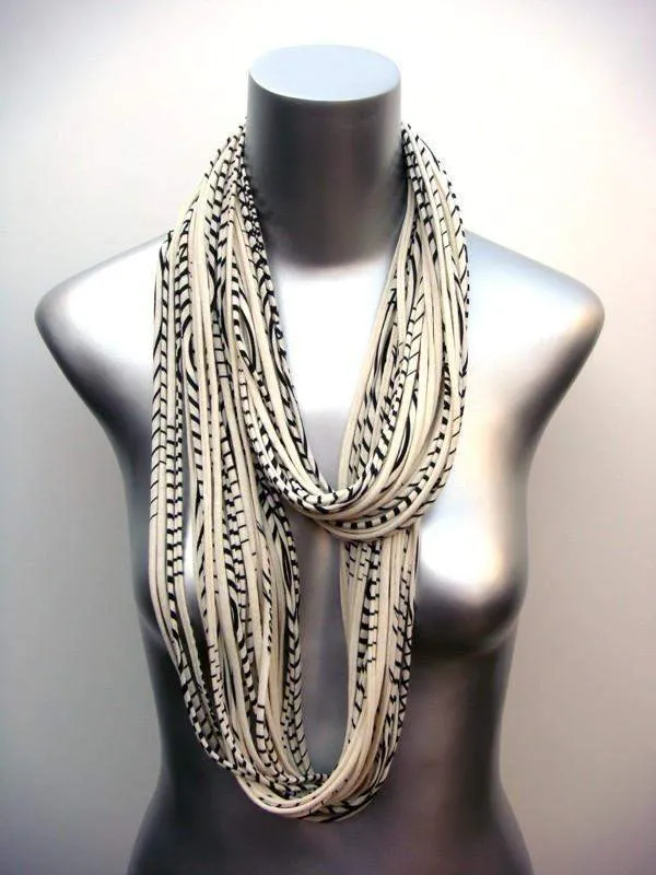 Necklush Infinity Scarf / Striped Cream White / Unisex