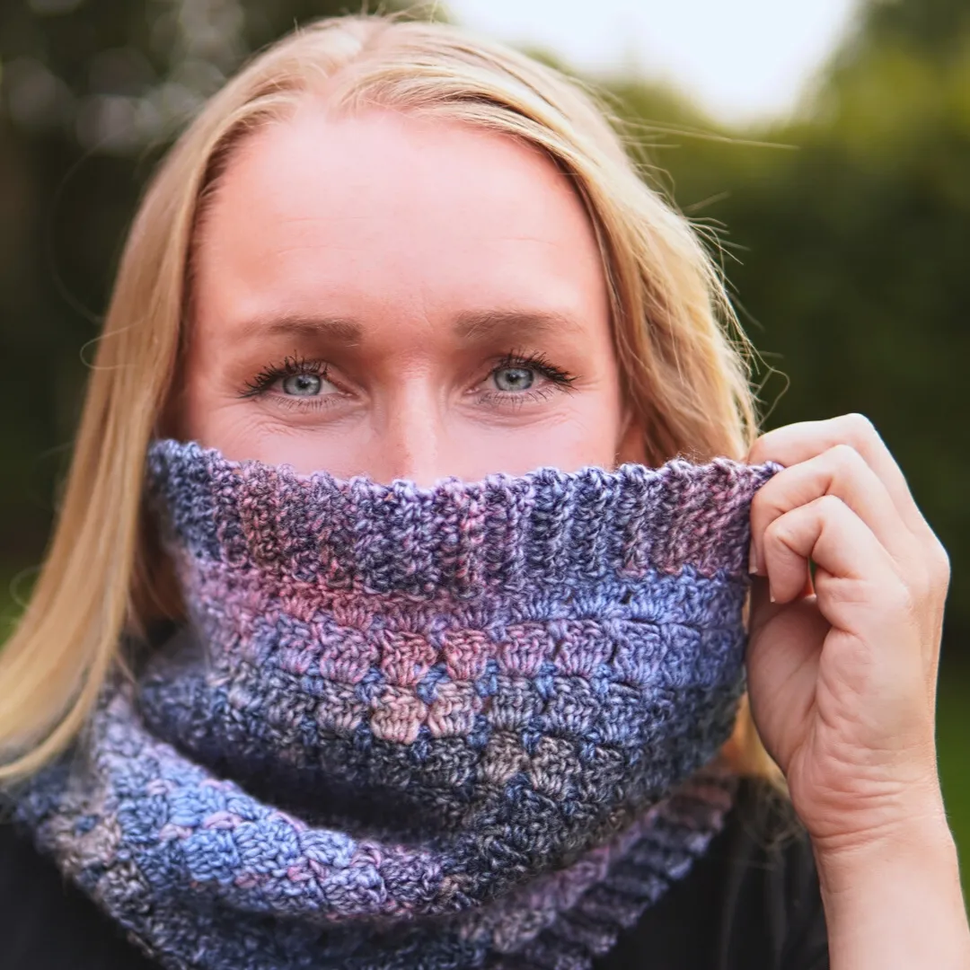 PATTERN: Block Stitch Cowl