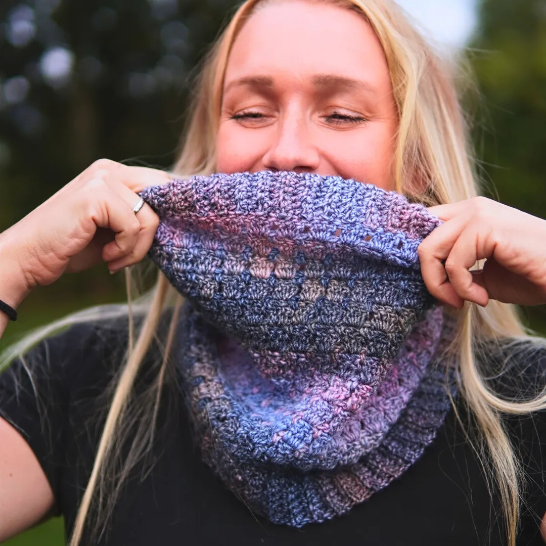 PATTERN: Block Stitch Cowl