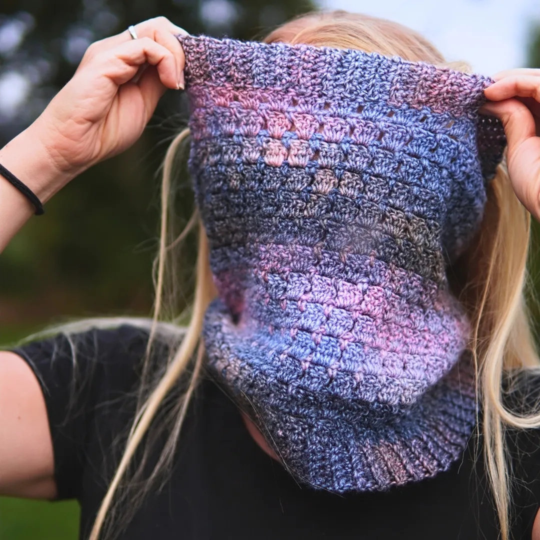 PATTERN: Block Stitch Cowl