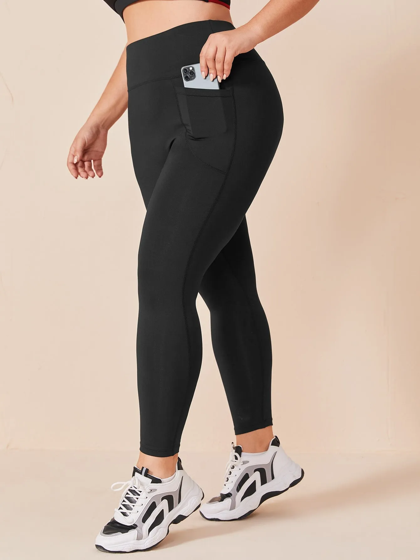 Plain Pocket High Waist Cropped Plus Size Sports Leggings & Pants