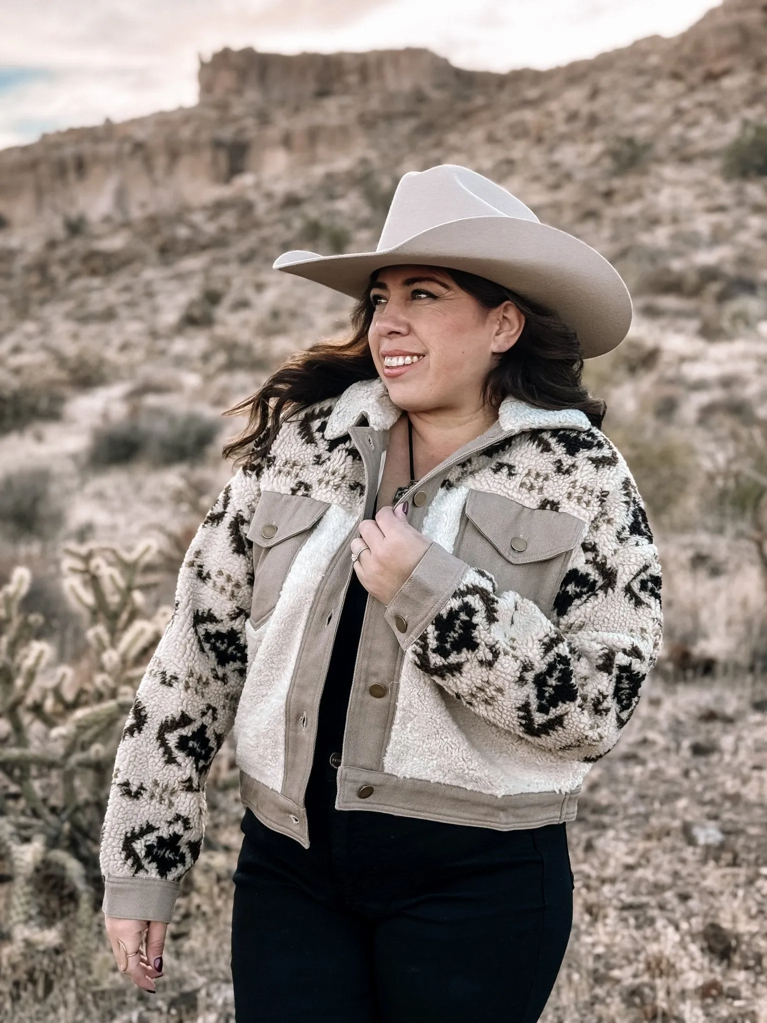 Sierra Spirit Boho Western Sherpa Cropped Jacket, Taupe