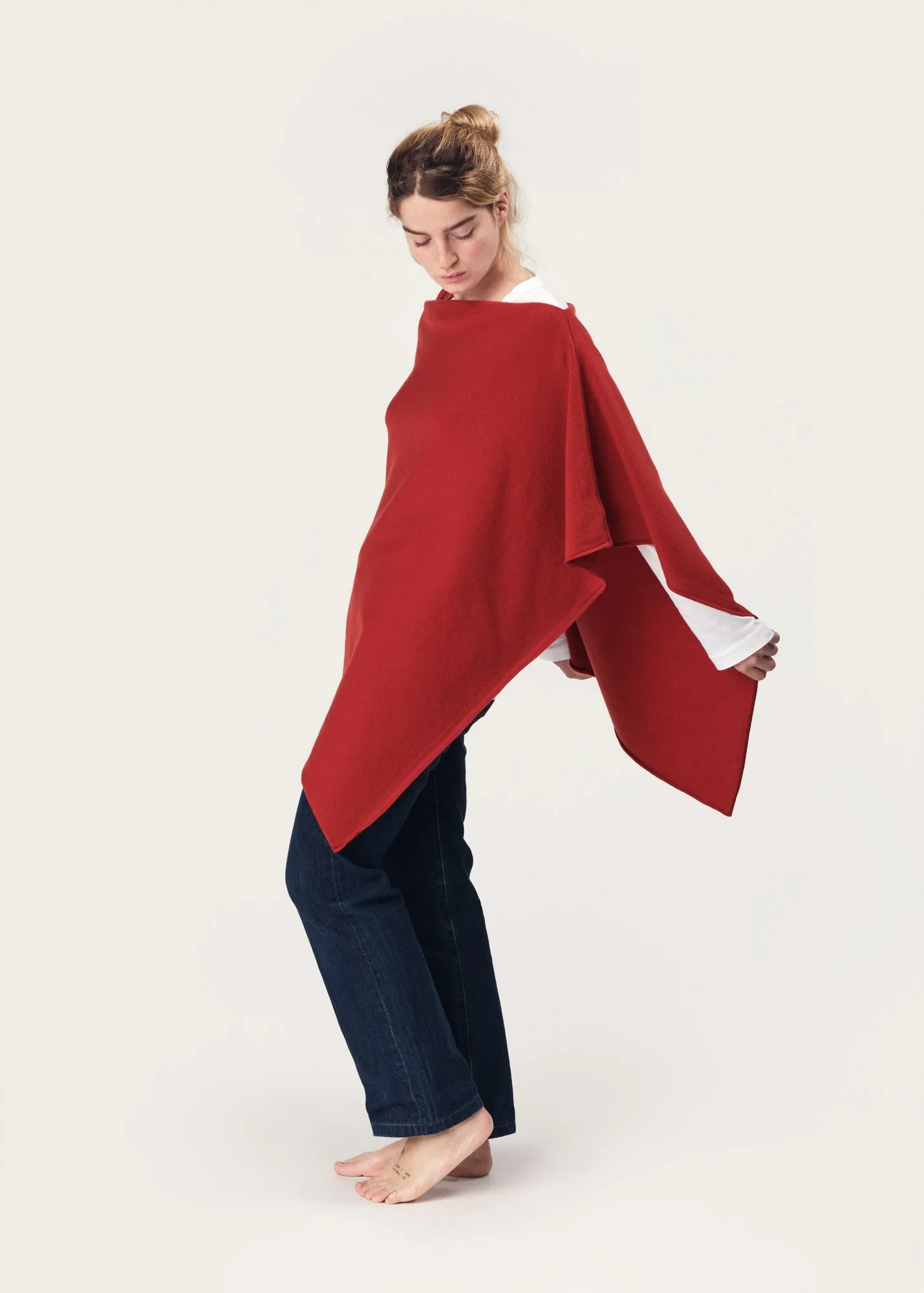 THE CLASSIC PONCHO | Red Dulse